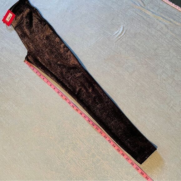 Spanx XS Velvet Shine Leggings black/gold SUPER Soft and top quality NWT - Picture 12 of 16